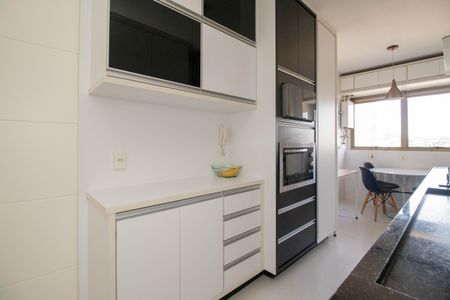 Apartamento à venda com 96m², 3 quartos e 2 vagas Apartamento à venda com 96m², 3 quartos e 2 vagasCozinha