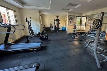 Apartamento à venda com 96m², 3 quartos e 2 vagas Apartamento à venda com 96m², 3 quartos e 2 vagasÁrea comum - Academia