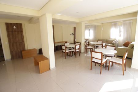 Apartamento para alugar com 47m², 2 quartos e 1 vagaÁrea comum - Salão de festas