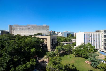 Apartamento à venda com 107m², 2 quartos e sem vaga Apartamento à venda com 107m², 2 quartos e sem vagaVista da Sacada