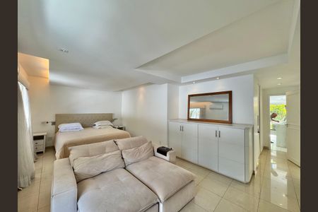 Casa de condomínio à venda com 430m², 6 quartos e 3 vagas Casa de condomínio à venda com 430m², 6 quartos e 3 vagasSuíte 1