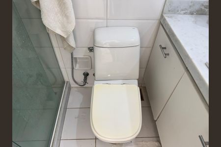 Casa de condomínio à venda com 430m², 6 quartos e 3 vagas Casa de condomínio à venda com 430m², 6 quartos e 3 vagasSuíte 2 - Banheiro