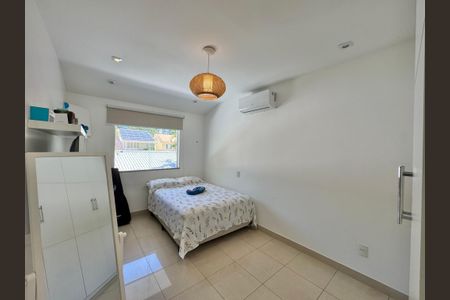 Casa de condomínio à venda com 430m², 6 quartos e 3 vagas Casa de condomínio à venda com 430m², 6 quartos e 3 vagasSuíte 2