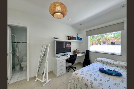 Casa de condomínio à venda com 430m², 6 quartos e 3 vagas Casa de condomínio à venda com 430m², 6 quartos e 3 vagasSuíte 2