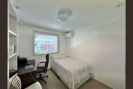 Casa de condomínio à venda com 430m², 6 quartos e 3 vagas Casa de condomínio à venda com 430m², 6 quartos e 3 vagasQuarto 3