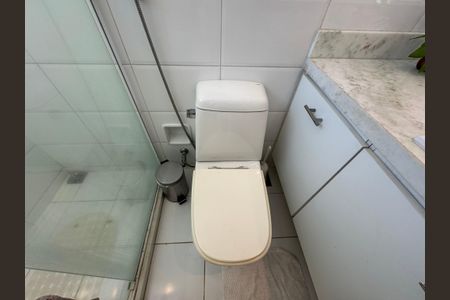 Casa de condomínio à venda com 430m², 6 quartos e 3 vagas Casa de condomínio à venda com 430m², 6 quartos e 3 vagasSuíte 3 - Banheiro