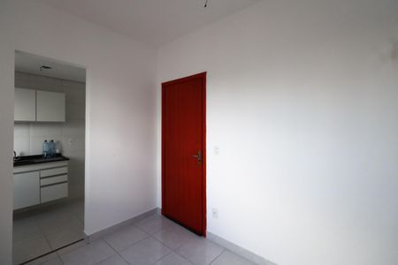 Sala de apartamento à venda com 2 quartos, 48m² em Vila Santa Isabel, São Paulo