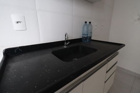 Apartamento à venda com 48m², 2 quartos e 1 vagaCozinha e Área de Serviço