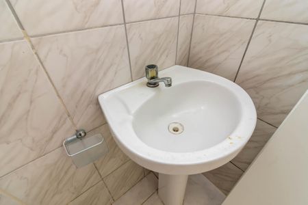 Casa para alugar com 35m², 1 quarto e sem vaga Casa para alugar com 35m², 1 quarto e sem vagaBanheiro