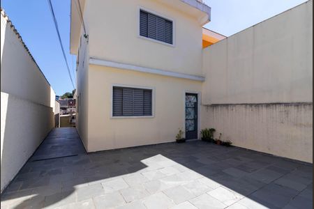 Casa para alugar com 35m², 1 quarto e sem vaga Casa para alugar com 35m², 1 quarto e sem vagaÁrea Compartilhada