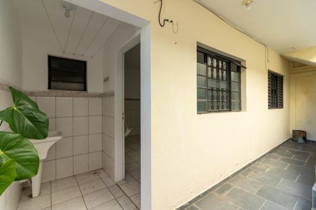 Casa para alugar com 35m², 1 quarto e sem vaga Casa para alugar com 35m², 1 quarto e sem vagaCorredor de Entrada