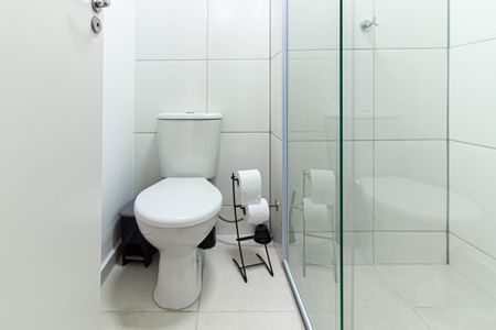 Apartamento para alugar com 37m², 2 quartos e sem vaga Apartamento para alugar com 37m², 2 quartos e sem vagaBanheiro Social