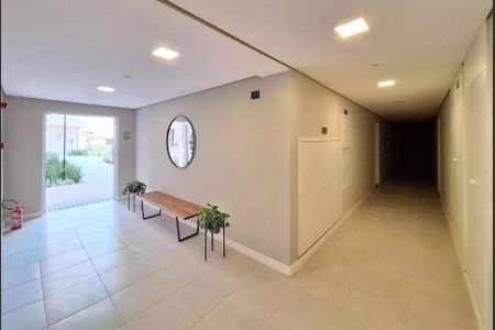 Apartamento para alugar com 37m², 2 quartos e sem vaga Apartamento para alugar com 37m², 2 quartos e sem vagaHall social