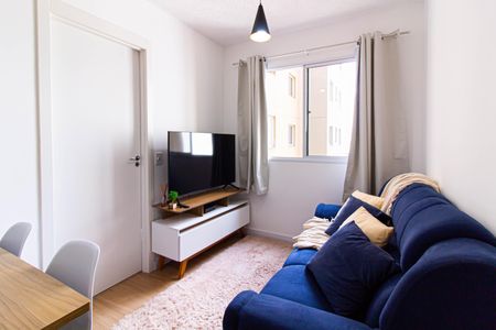 Apartamento para alugar com 37m², 2 quartos e sem vaga Apartamento para alugar com 37m², 2 quartos e sem vagaSala
