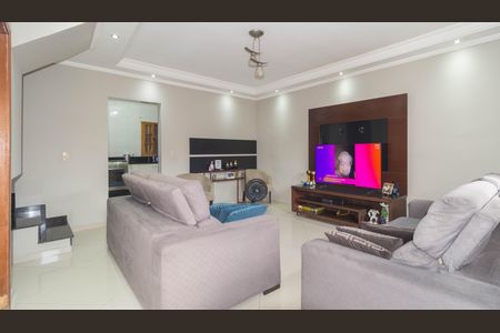 Casa à venda com 92m², 3 quartos e 4 vagasSala