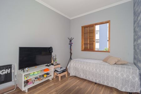 Casa à venda com 92m², 3 quartos e 4 vagasQuarto 2