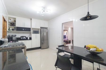 Casa à venda com 92m², 3 quartos e 4 vagasCozinha