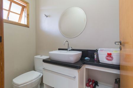 Casa à venda com 92m², 3 quartos e 4 vagasLavabo