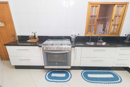 Casa à venda com 92m², 3 quartos e 4 vagasDetalhe - Cozinha