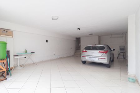 Casa à venda com 92m², 3 quartos e 4 vagasGaragem