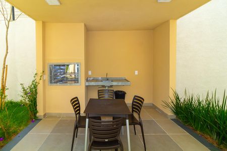 Apartamento para alugar com 35m², 2 quartos e sem vagaÁrea comum - Churrasqueira