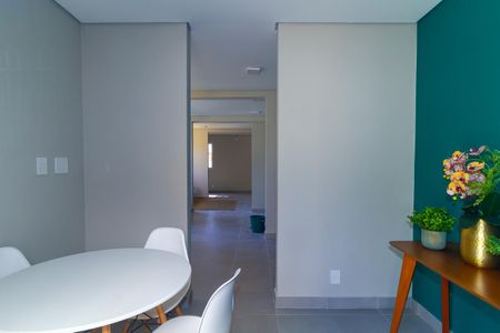 Apartamento para alugar com 35m², 2 quartos e sem vagaÁrea comum - Salão de festas