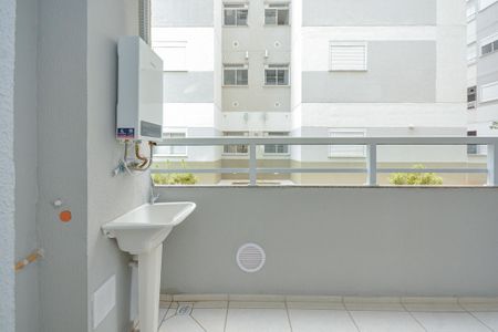 Apartamento à venda com 44m², 2 quartos e sem vaga Apartamento à venda com 44m², 2 quartos e sem vagaÁrea de Serviço/Sacada
