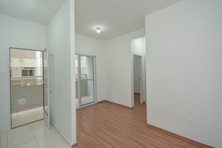 Apartamento à venda com 44m², 2 quartos e sem vaga Apartamento à venda com 44m², 2 quartos e sem vagaSala