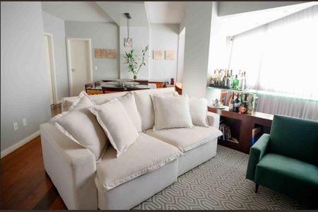 Apartamento à venda com 150m², 4 quartos e 2 vagas Apartamento à venda com 150m², 4 quartos e 2 vagasSala