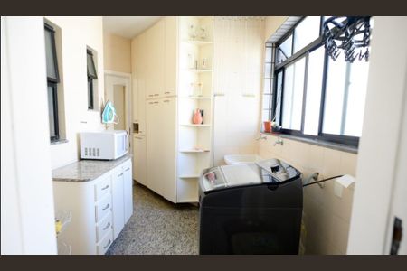 Apartamento à venda com 150m², 4 quartos e 2 vagas Apartamento à venda com 150m², 4 quartos e 2 vagasCozinha