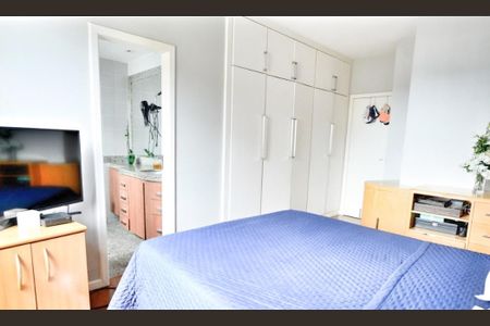 Apartamento à venda com 150m², 4 quartos e 2 vagas Apartamento à venda com 150m², 4 quartos e 2 vagasQuarto 3