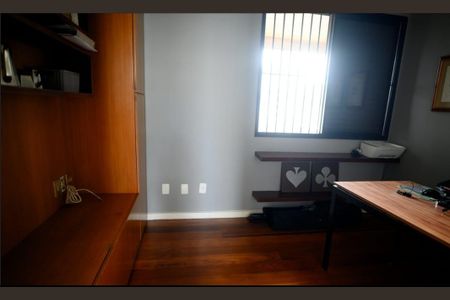 Apartamento à venda com 150m², 4 quartos e 2 vagas Apartamento à venda com 150m², 4 quartos e 2 vagasQuarto 1