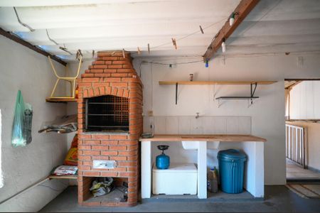 Casa à venda com 248m², 4 quartos e 2 vagas Casa à venda com 248m², 4 quartos e 2 vagasÁrea de Lazer