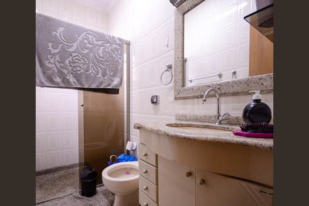 Casa à venda com 128m², 3 quartos e 2 vagas Casa à venda com 128m², 3 quartos e 2 vagasBanheiro Social