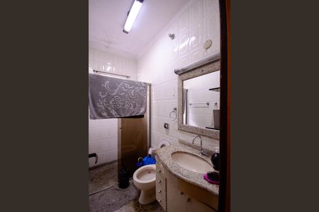 Casa à venda com 128m², 3 quartos e 2 vagas Casa à venda com 128m², 3 quartos e 2 vagasBanheiro Social