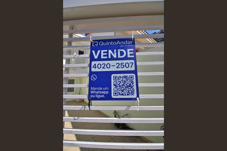 Casa à venda com 125m², 3 quartos e 2 vagasFachada e placa