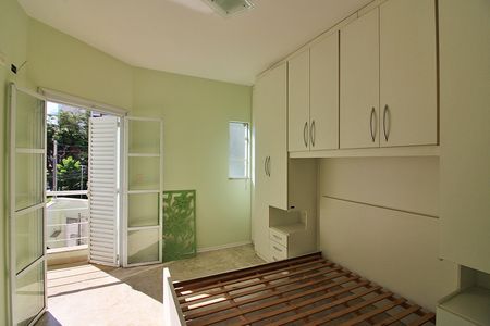 Casa à venda com 125m², 3 quartos e 2 vagasSuíte