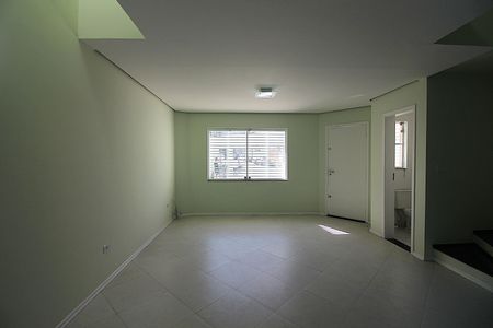 Casa à venda com 125m², 3 quartos e 2 vagasSala