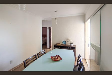 Apartamento à venda com 176m², 4 quartos e 1 vagaSala