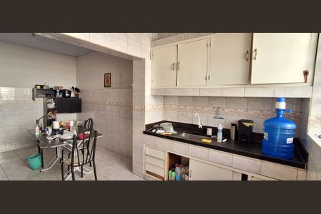 Casa para alugar com 150m², 2 quartos e 1 vaga Casa para alugar com 150m², 2 quartos e 1 vagaCozinha