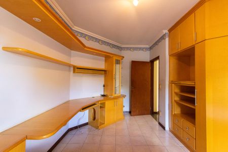 Casa para alugar com 280m², 4 quartos e 2 vagas Casa para alugar com 280m², 4 quartos e 2 vagasQuarto 1