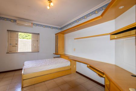 Casa para alugar com 280m², 4 quartos e 2 vagas Casa para alugar com 280m², 4 quartos e 2 vagasQuarto 1