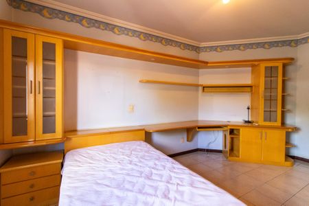 Casa para alugar com 280m², 4 quartos e 2 vagas Casa para alugar com 280m², 4 quartos e 2 vagasQuarto 1