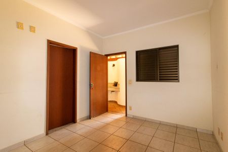 Casa para alugar com 280m², 4 quartos e 2 vagas Casa para alugar com 280m², 4 quartos e 2 vagasQuarto 3