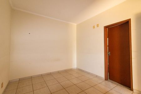 Casa para alugar com 280m², 4 quartos e 2 vagas Casa para alugar com 280m², 4 quartos e 2 vagasQuarto 3