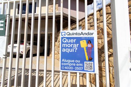 Casa para alugar com 280m², 4 quartos e 2 vagas Casa para alugar com 280m², 4 quartos e 2 vagasPlaca