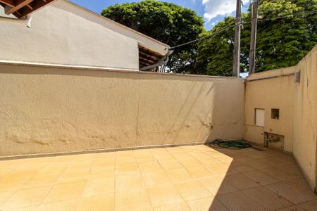 Casa para alugar com 280m², 4 quartos e 2 vagas Casa para alugar com 280m², 4 quartos e 2 vagasÁrea Externa