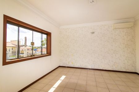 Casa para alugar com 280m², 4 quartos e 2 vagas Casa para alugar com 280m², 4 quartos e 2 vagasSuíte