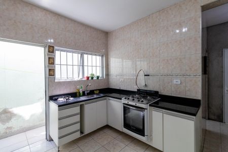 Casa à venda com 95m², 3 quartos e 2 vagasCozinha