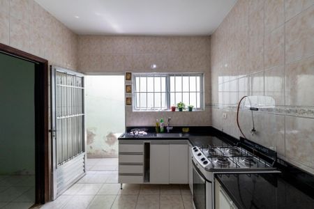 Casa à venda com 95m², 3 quartos e 2 vagasCozinha